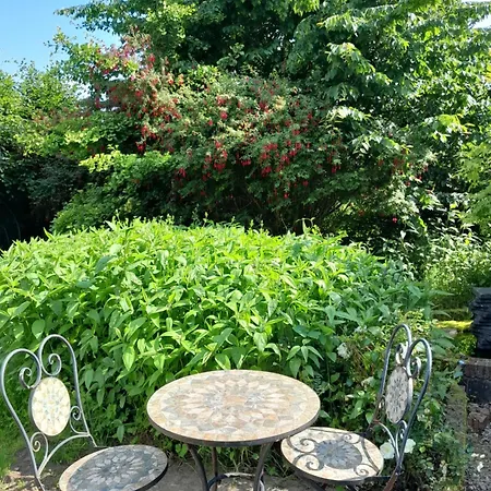 Butterfly Retreat - Private Getaway Apartman Delvin