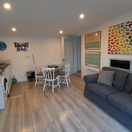 Butterfly Retreat - Private Getaway